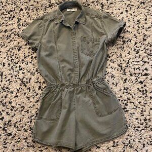 Abercrombie kids shorts Romper Sage green Age 13-14